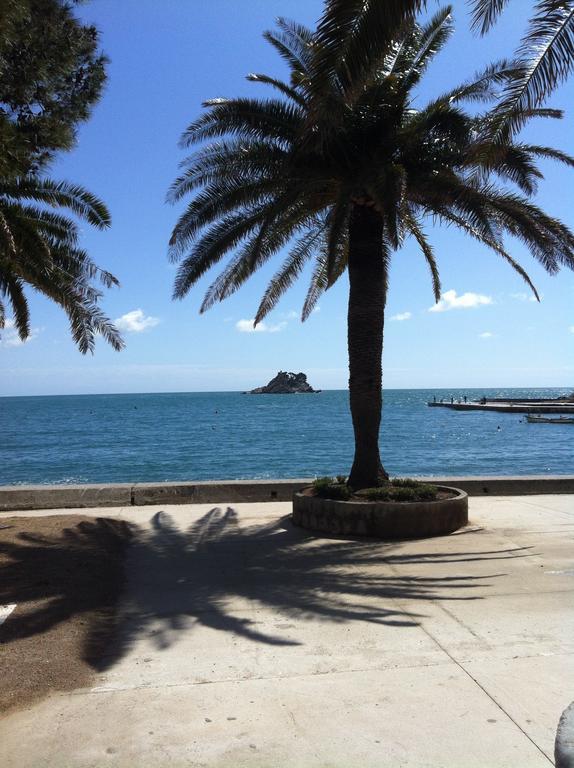 Regent Apartment Petrovac Δωμάτιο φωτογραφία